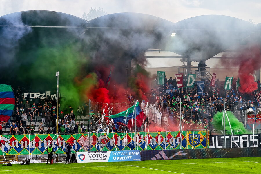 Miedź Legnica – Ruch Chorzów – Bild 11