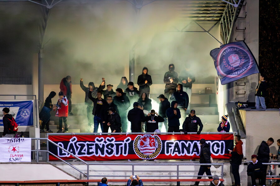 FC Slavia Karlovy Vary – FK Ostrov – Bild 28