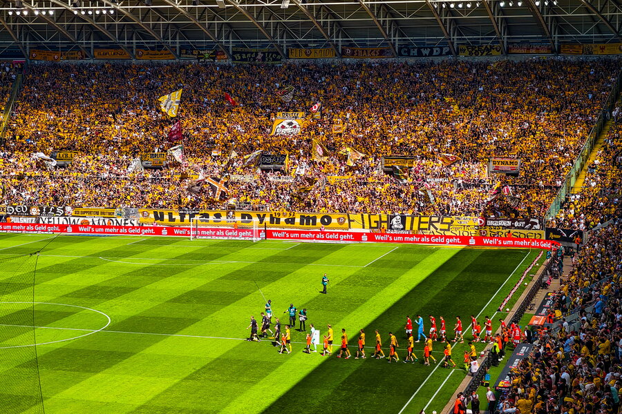 SG Dynamo Dresden – 1. FC Kaiserslautern – Bild 6