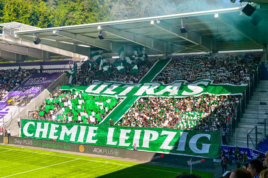 FC Erzgebirge Aue – BSG Chemie Leipzig – Bild 7