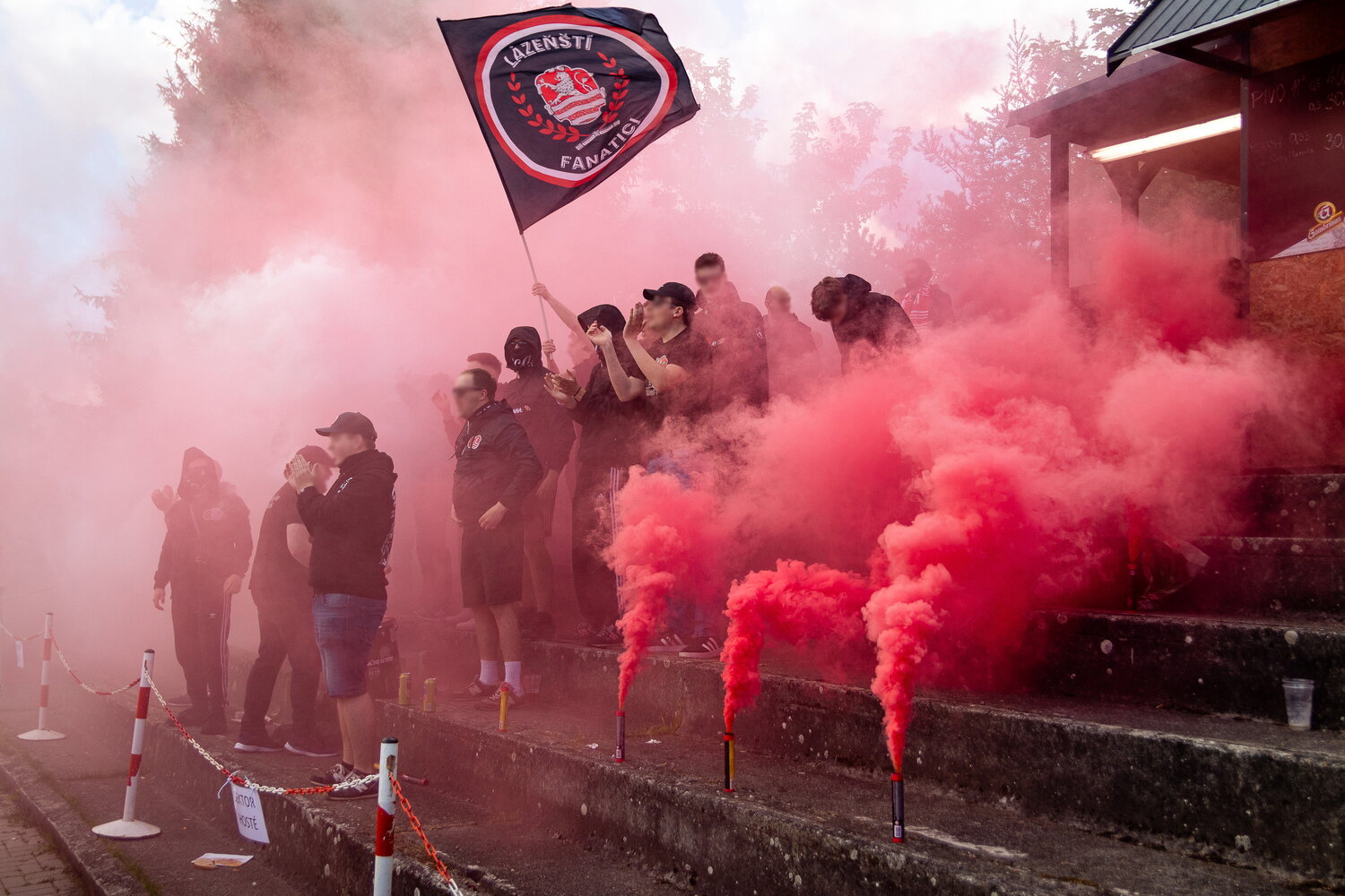 FK Ostrov – FC Slavia Karlovy Vary – Bild 1