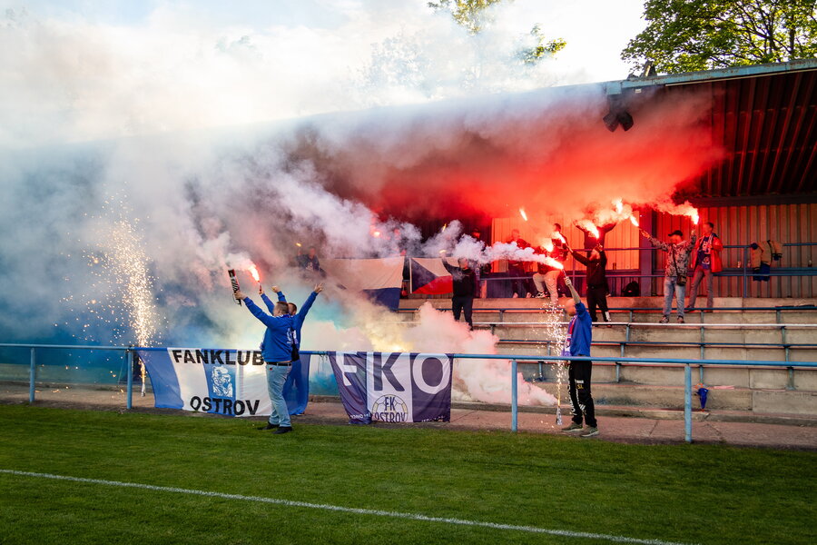 FK Ostrov – FC Slavia Karlovy Vary – Bild 8