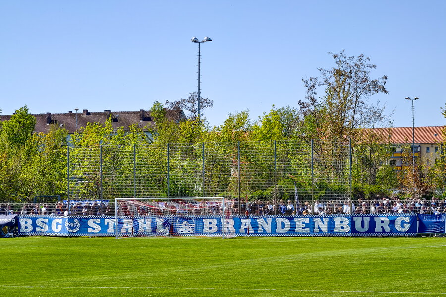 Brandenburger SC Süd 05 – BSG Stahl Brandenburg – Bild 11