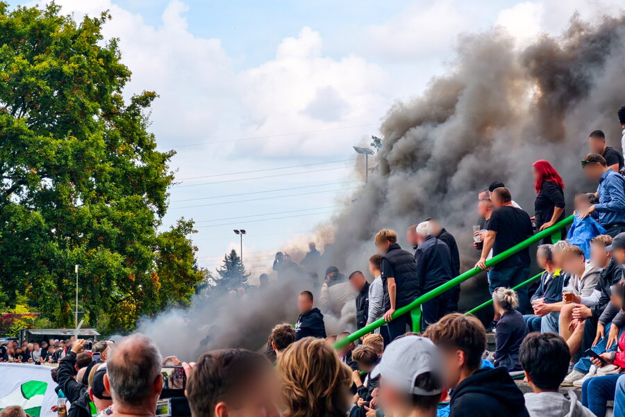 Hoyerswerdaer FC – BSG Chemie Leipzig – Bild 5