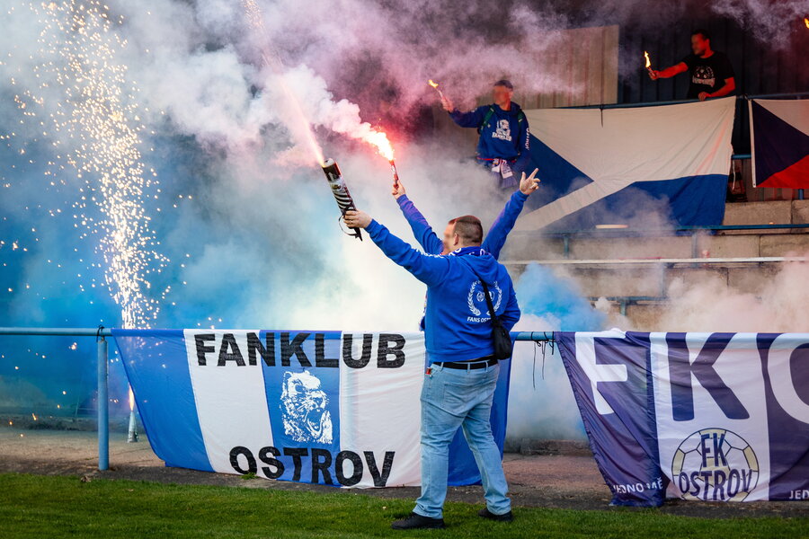 FK Ostrov – FC Slavia Karlovy Vary – Bild 12