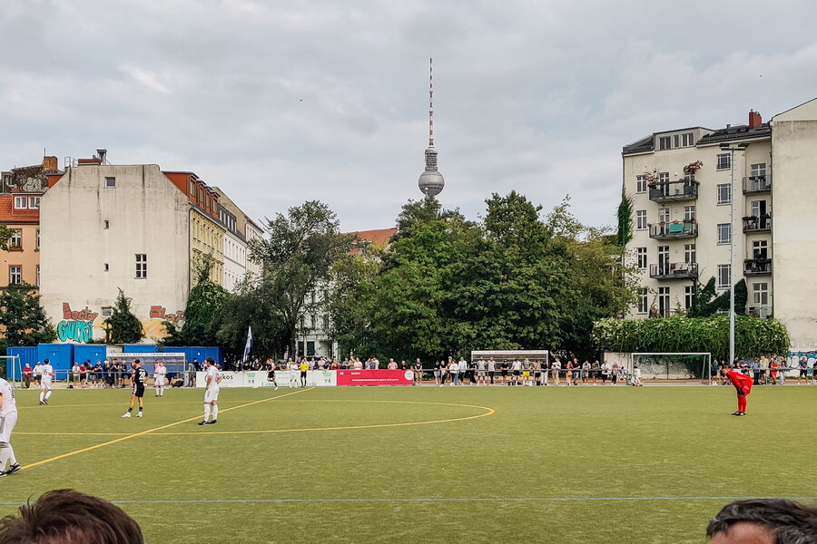 SV Blau-Weiß Berolina Mitte – Tennis Borussia Berlin – Bild 11