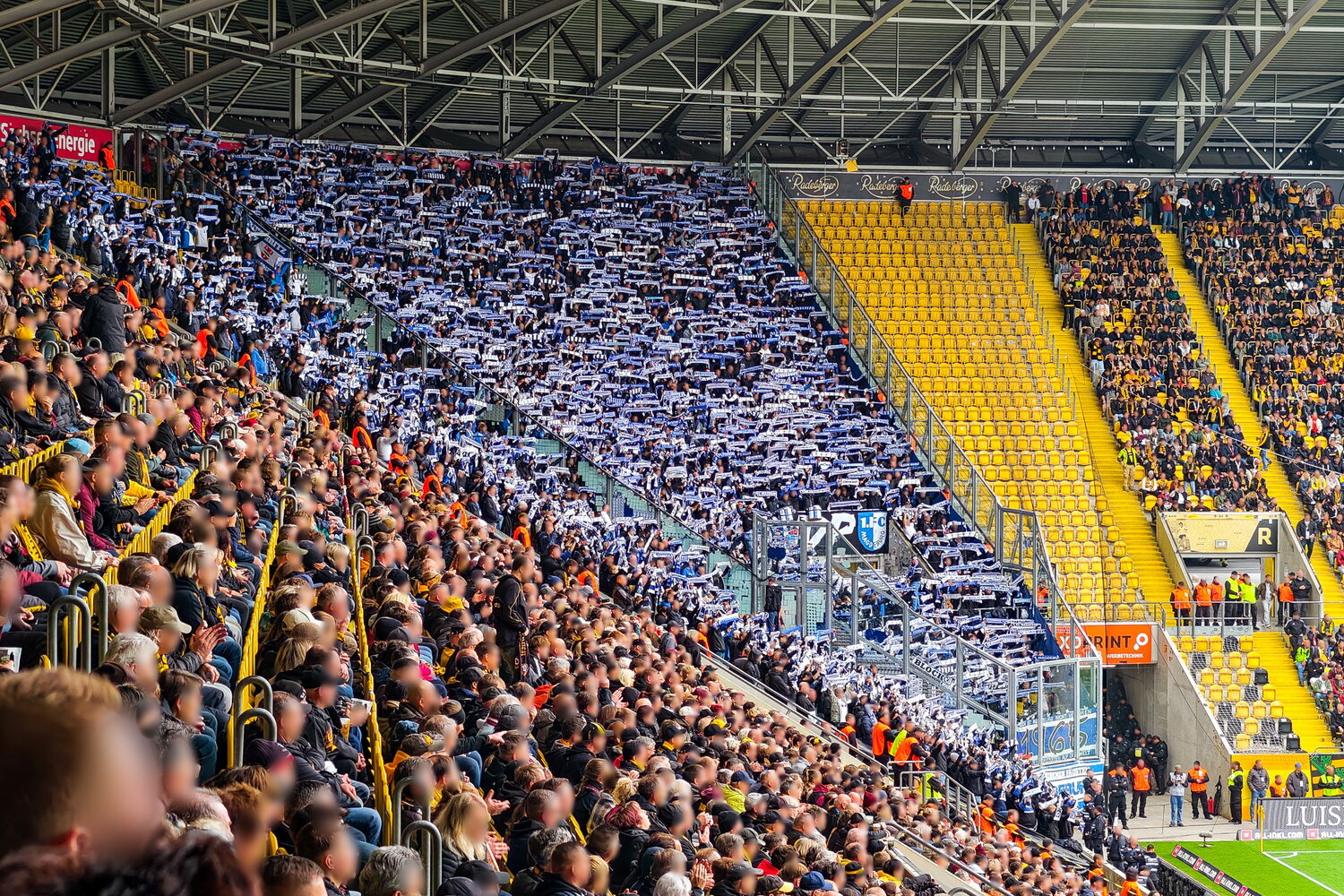 SG Dynamo Dresden – 1. FC Magdeburg – Bild 9