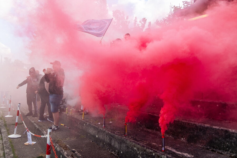 FK Ostrov – FC Slavia Karlovy Vary – Bild 2