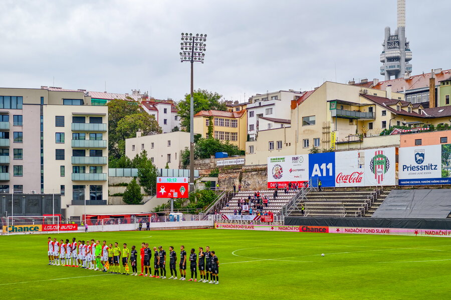 SK Slavia Praha B – FK Viktoria Žižkov – Bild 5