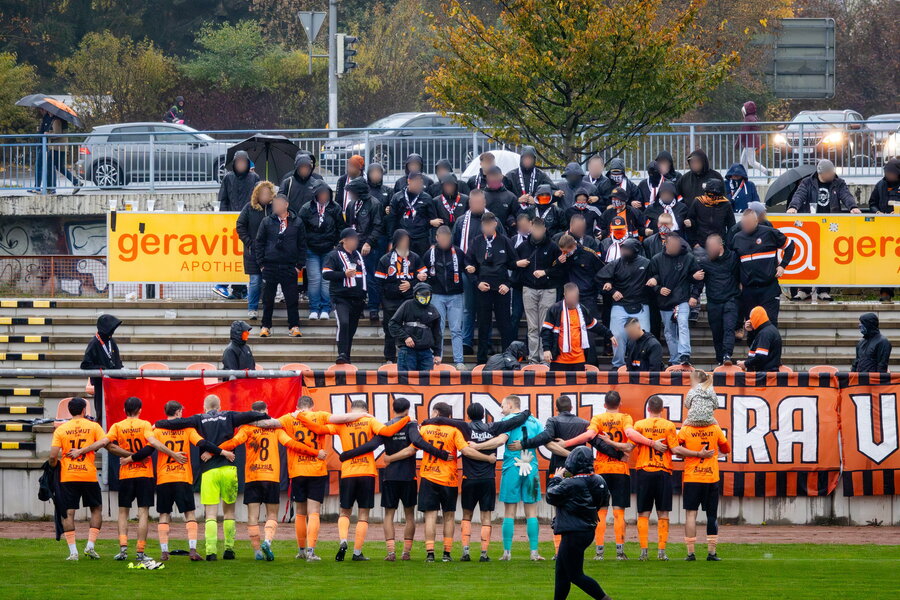 BSG Wismut Gera – SV 1879 Ehrenhain – Bild 8