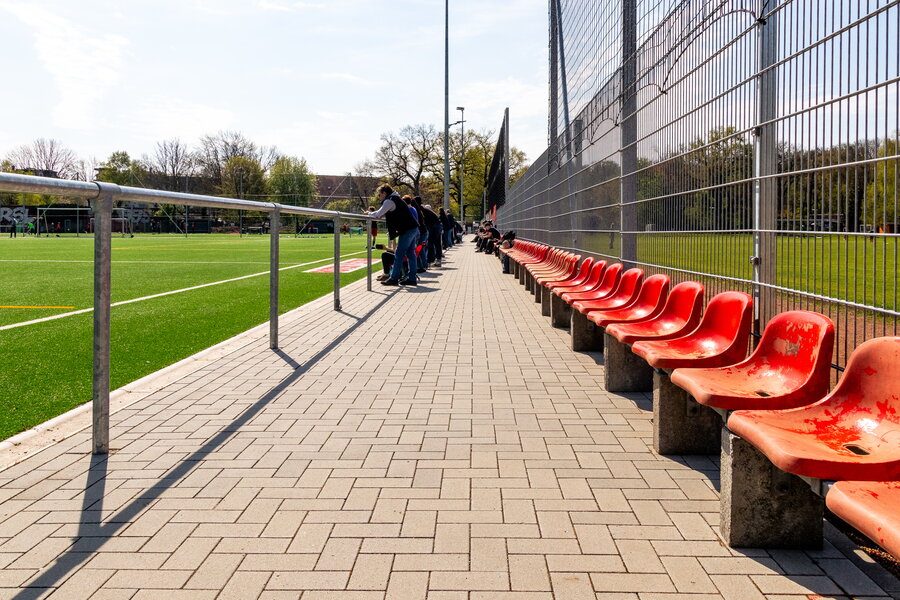 Roter Stern Leipzig '99 U17 – SV Lokomotive Engelsdorf U17 – Bild 11