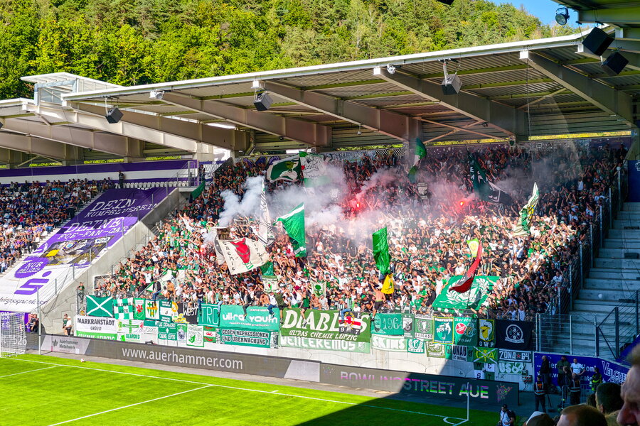 FC Erzgebirge Aue – BSG Chemie Leipzig – Bild 29
