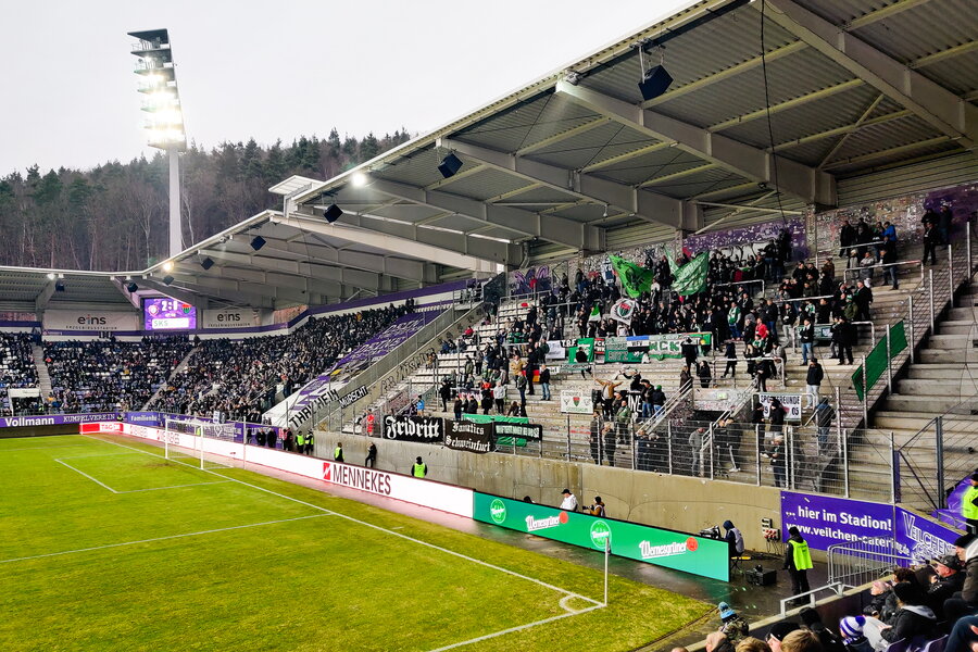 FC Erzgebirge Aue – 1. FC Schweinfurt 05 – Bild 12