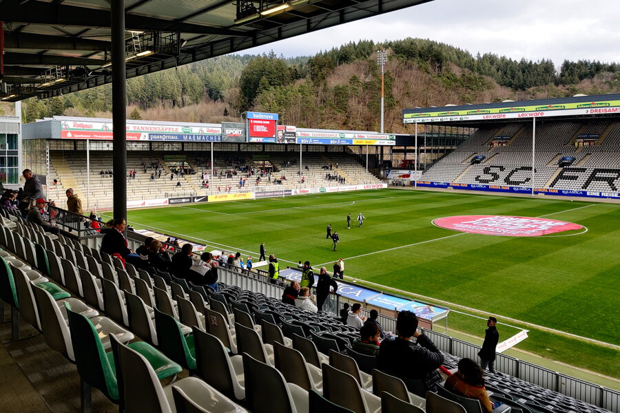 SC Freiburg II – Eintracht Frankfurt II – Bild 3