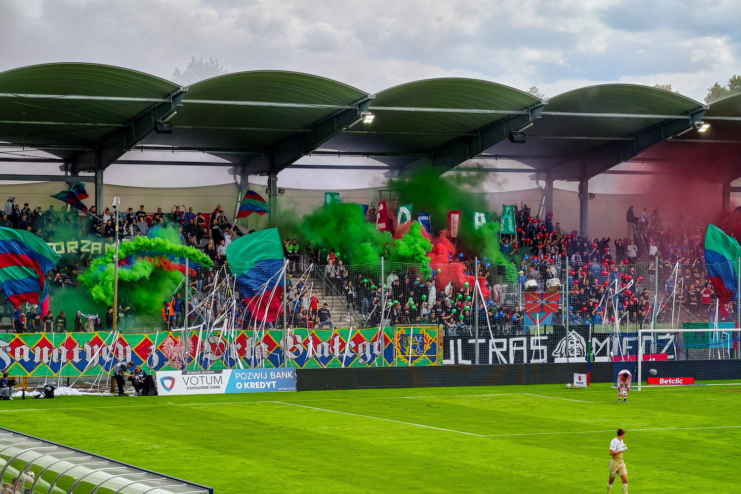 Miedź Legnica – Ruch Chorzów – Bild 17