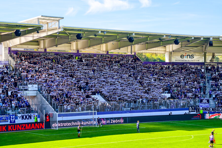 FC Erzgebirge Aue – BSG Chemie Leipzig – Bild 21