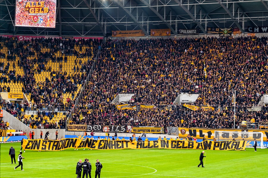 SG Dynamo Dresden – 1. FC Magdeburg – Bild 10