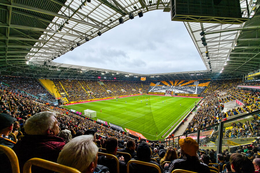 SG Dynamo Dresden – 1. FC Magdeburg – Bild 8