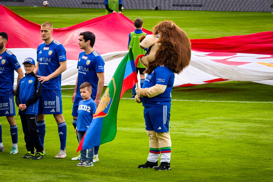 Miedź Legnica – Ruch Chorzów – Bild 39