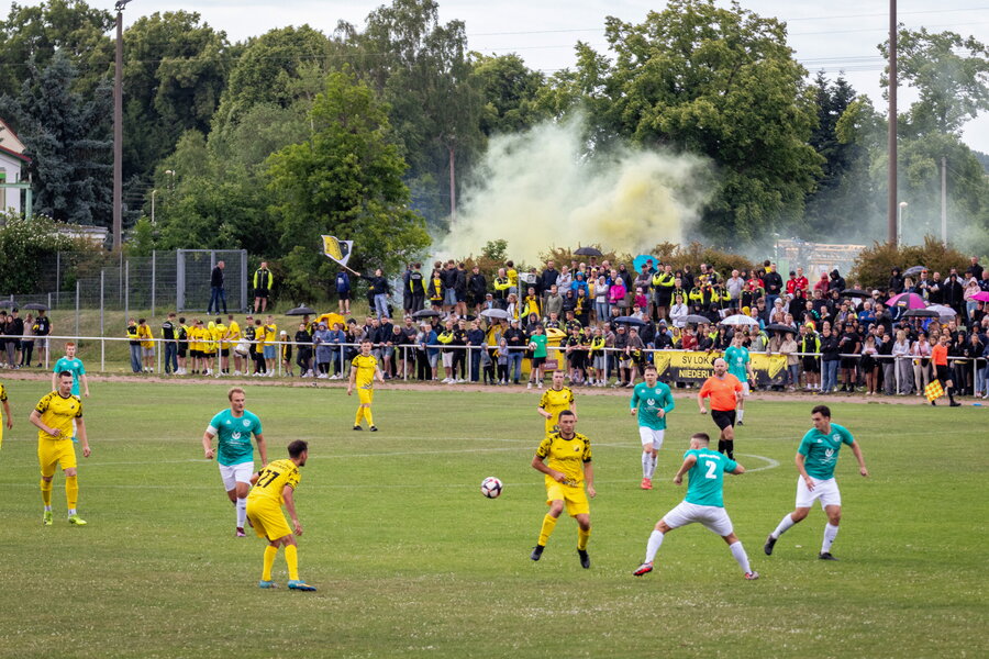 SV Lok Glauchau/Niederlungwitz – SG 48 Schönfels – Bild 4