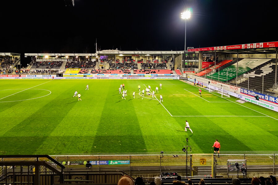 SV Sandhausen – SV Wehen Wiesbaden – Bild 6