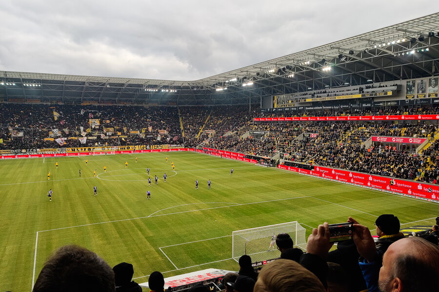 SG Dynamo Dresden – FC Erzgebirge Aue – Bild 8