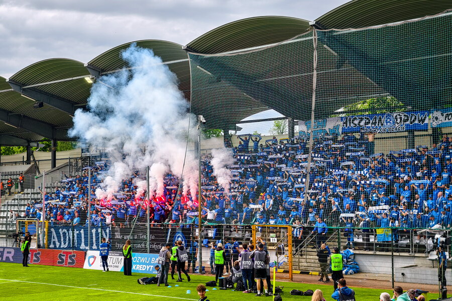 Miedź Legnica – Ruch Chorzów – Bild 32