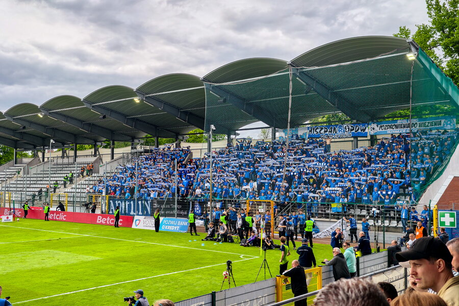 Miedź Legnica – Ruch Chorzów – Bild 50