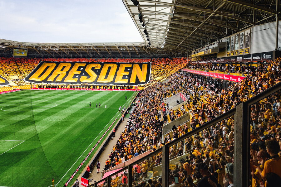 SG Dynamo Dresden – 1. FC Magdeburg – Bild 8