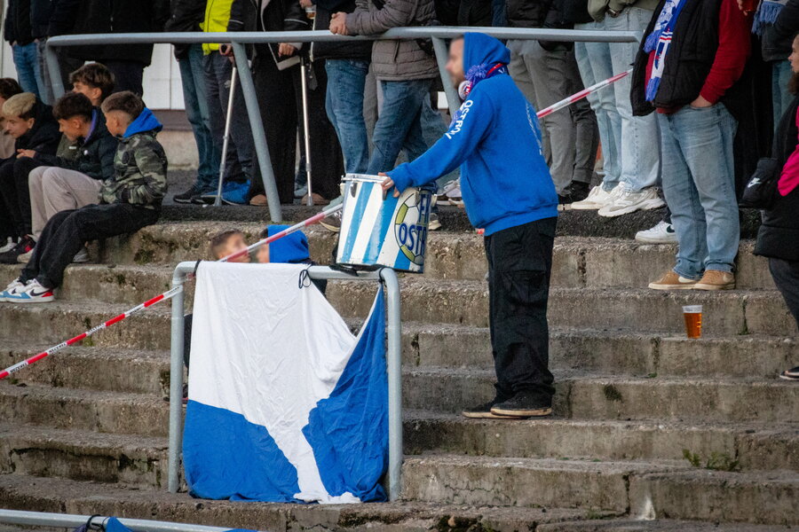 FC Slavia Karlovy Vary – FK Ostrov – Bild 10