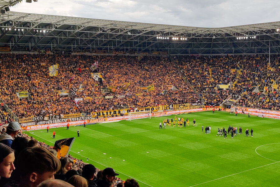 SG Dynamo Dresden – SpVgg. Unterhaching – Bild 10