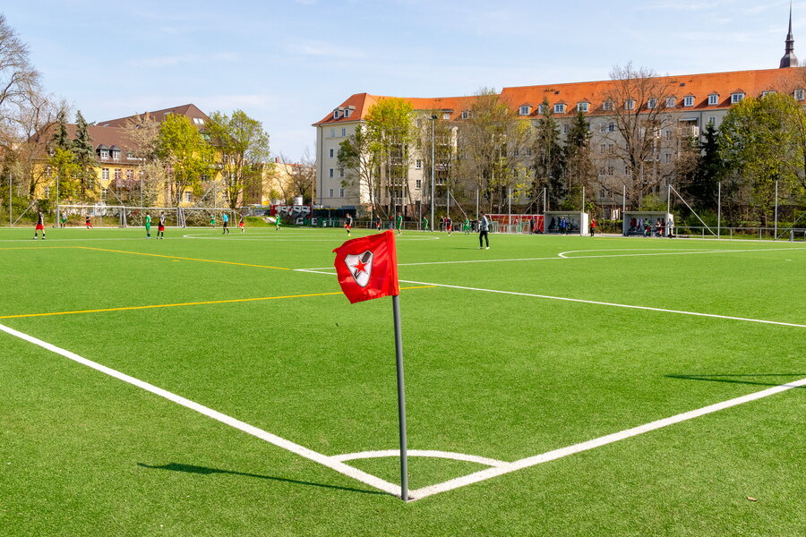 Roter Stern Leipzig '99 U17 – SV Lokomotive Engelsdorf U17 – Bild 8