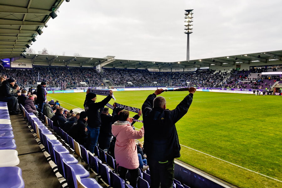 FC Erzgebirge Aue – 1. FC Schweinfurt 05 – Bild 7