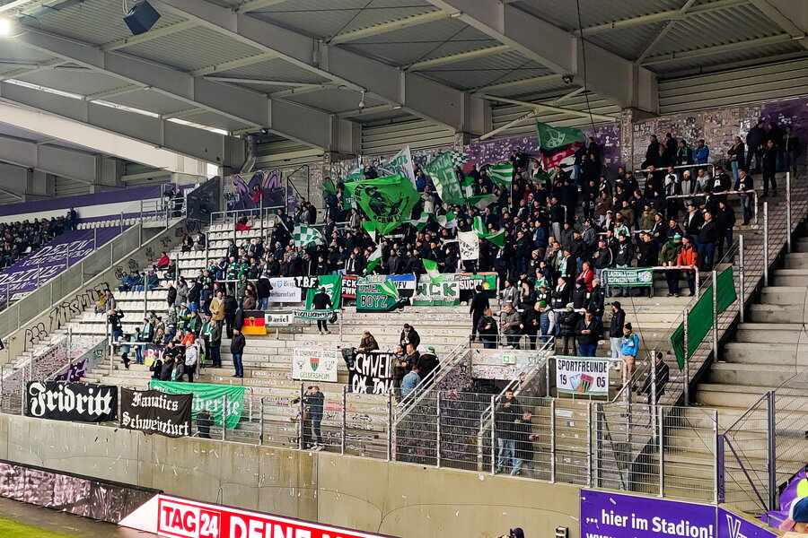 FC Erzgebirge Aue – 1. FC Schweinfurt 05 – Bild 10