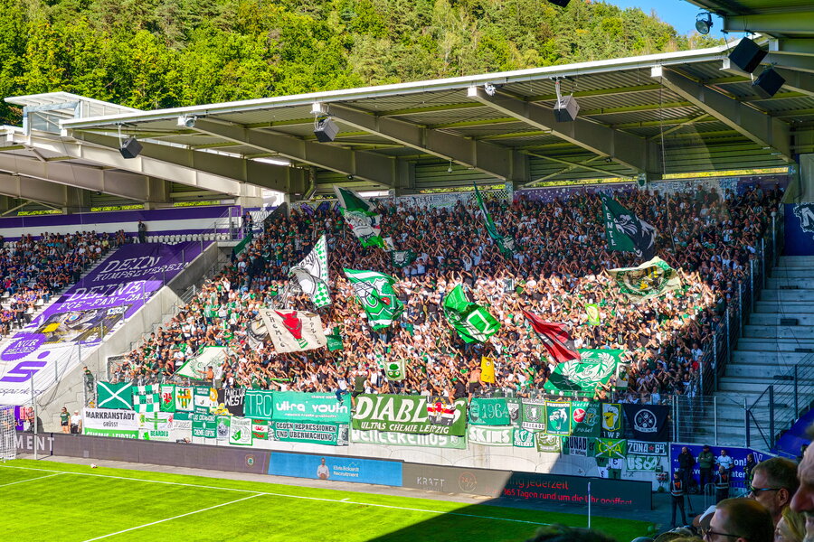 FC Erzgebirge Aue – BSG Chemie Leipzig – Bild 28