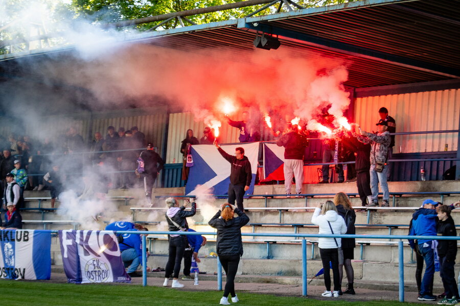 FK Ostrov – FC Slavia Karlovy Vary – Bild 7