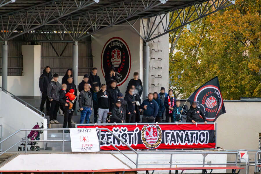 FC Slavia Karlovy Vary – FK Ostrov – Bild 11