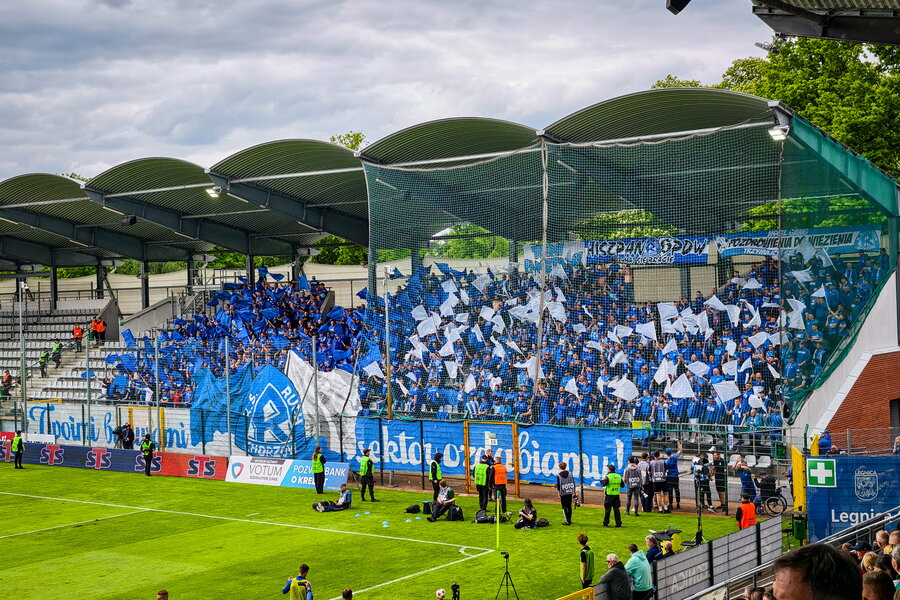 Miedź Legnica – Ruch Chorzów – Bild 30