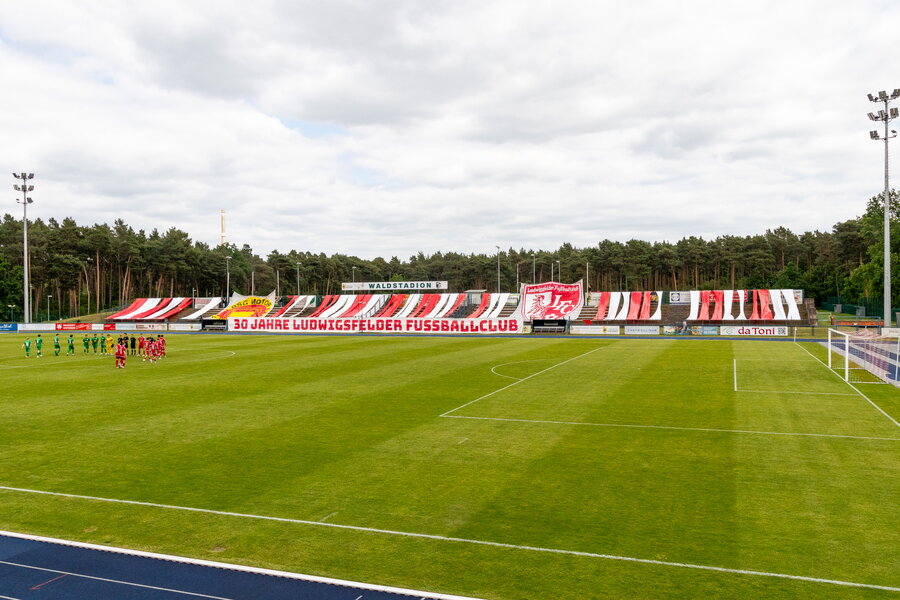 Ludwigsfelder FC – Werderaner FC Viktoria – Bild 2