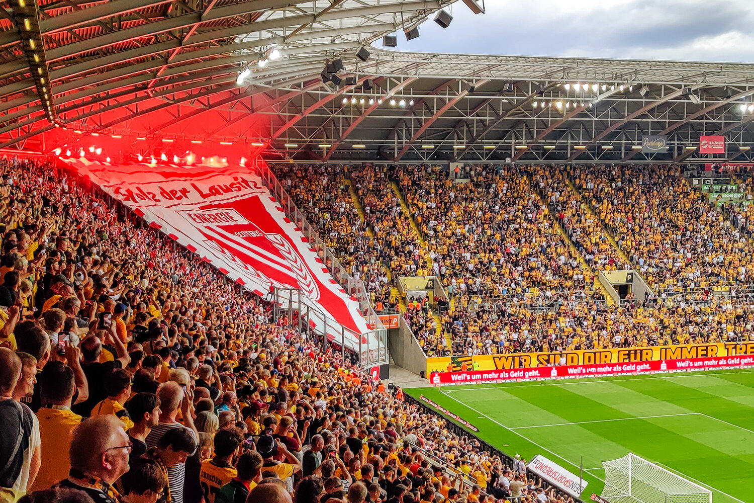 SG Dynamo Dresden – FC Energie Cottbus – Bild 9